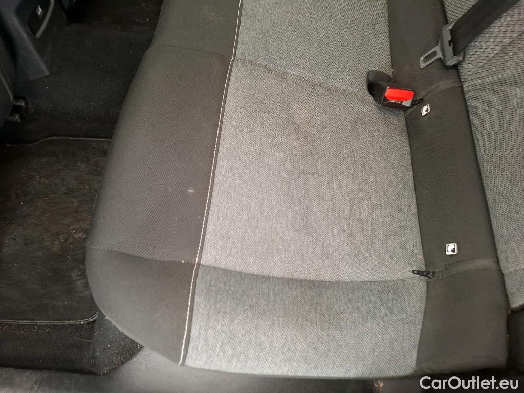  Citroen  C4  Berline Feel 1.2 PureTech 130CV BVM6 6E #30