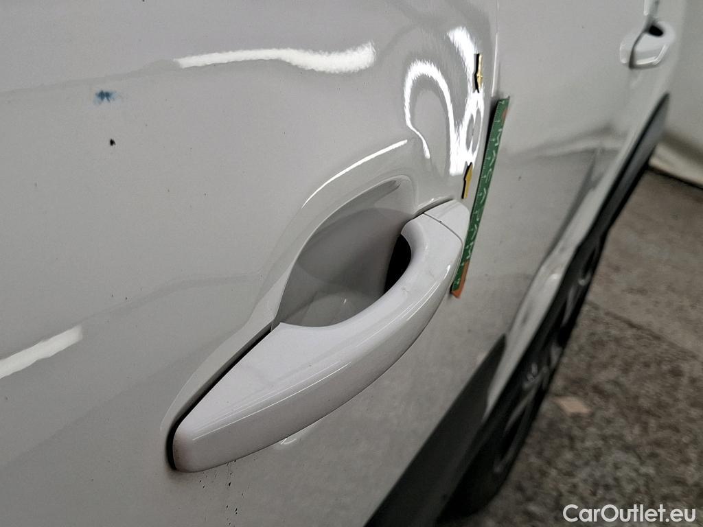  Citroen  C3  Feel Pack 1.2 PureTech 80CV BVM5 E6d #40