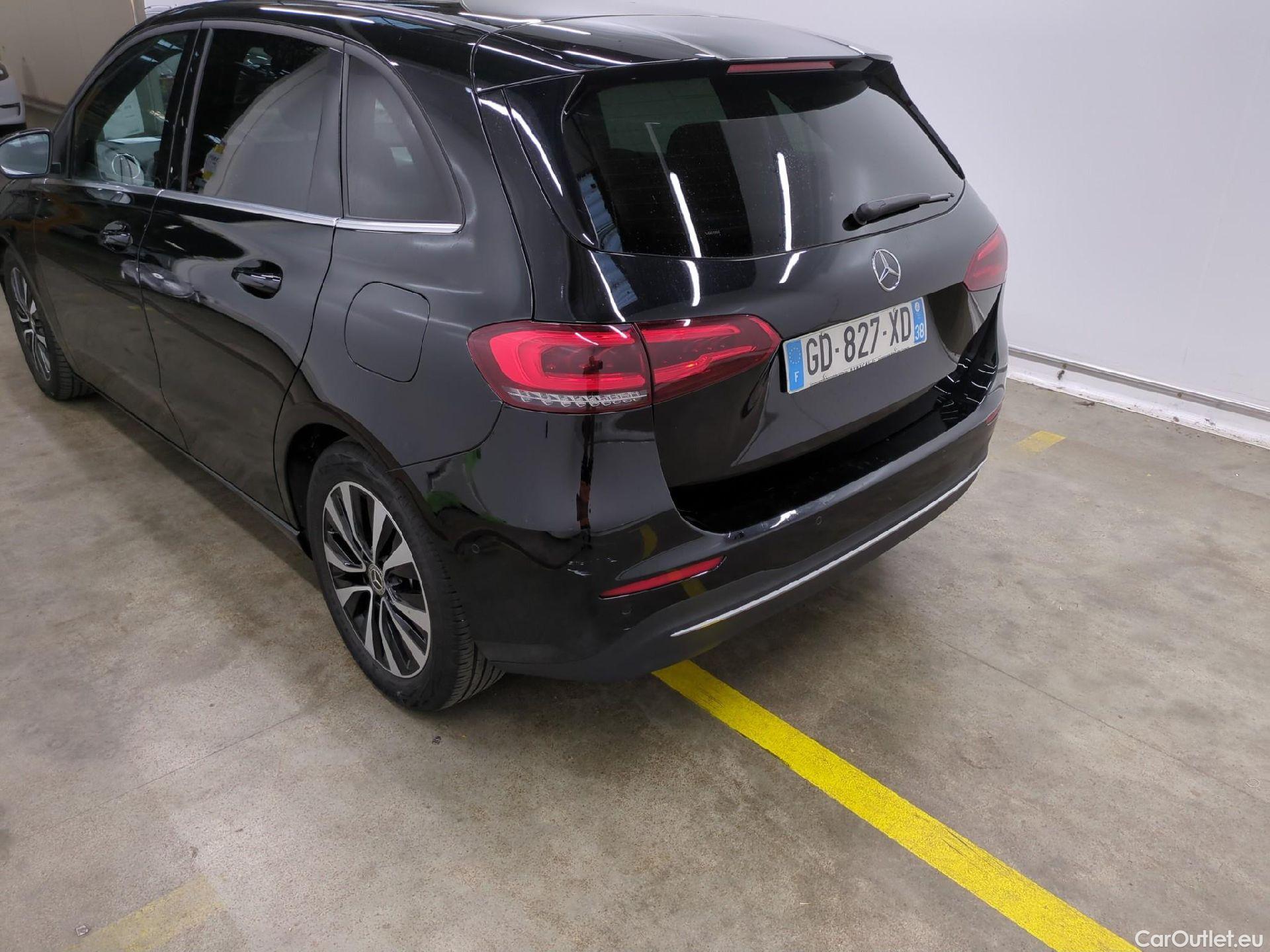  Mercedes  B-Klasse MERCEDES-BENZ Classe B / 2019 / 5P / monospace B 180 d Business Line Edition BA8 #14
