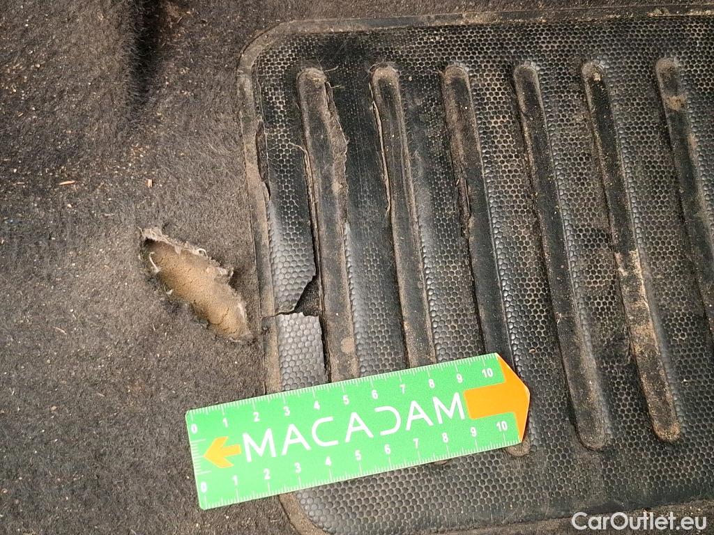  Citroen  C3  Feel Pack 1.2 PureTech 80CV BVM5 E6d #44