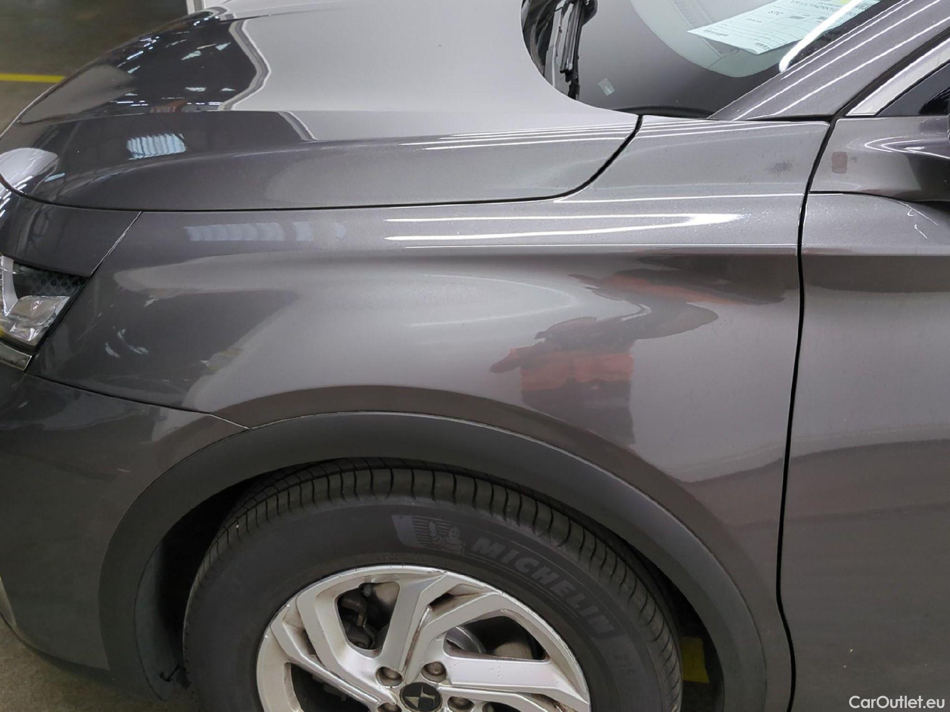  DS  DS7 DS DS 7 Crossback / 2017 / 5P / SUV BlueHDi 130 Automatique Business #8