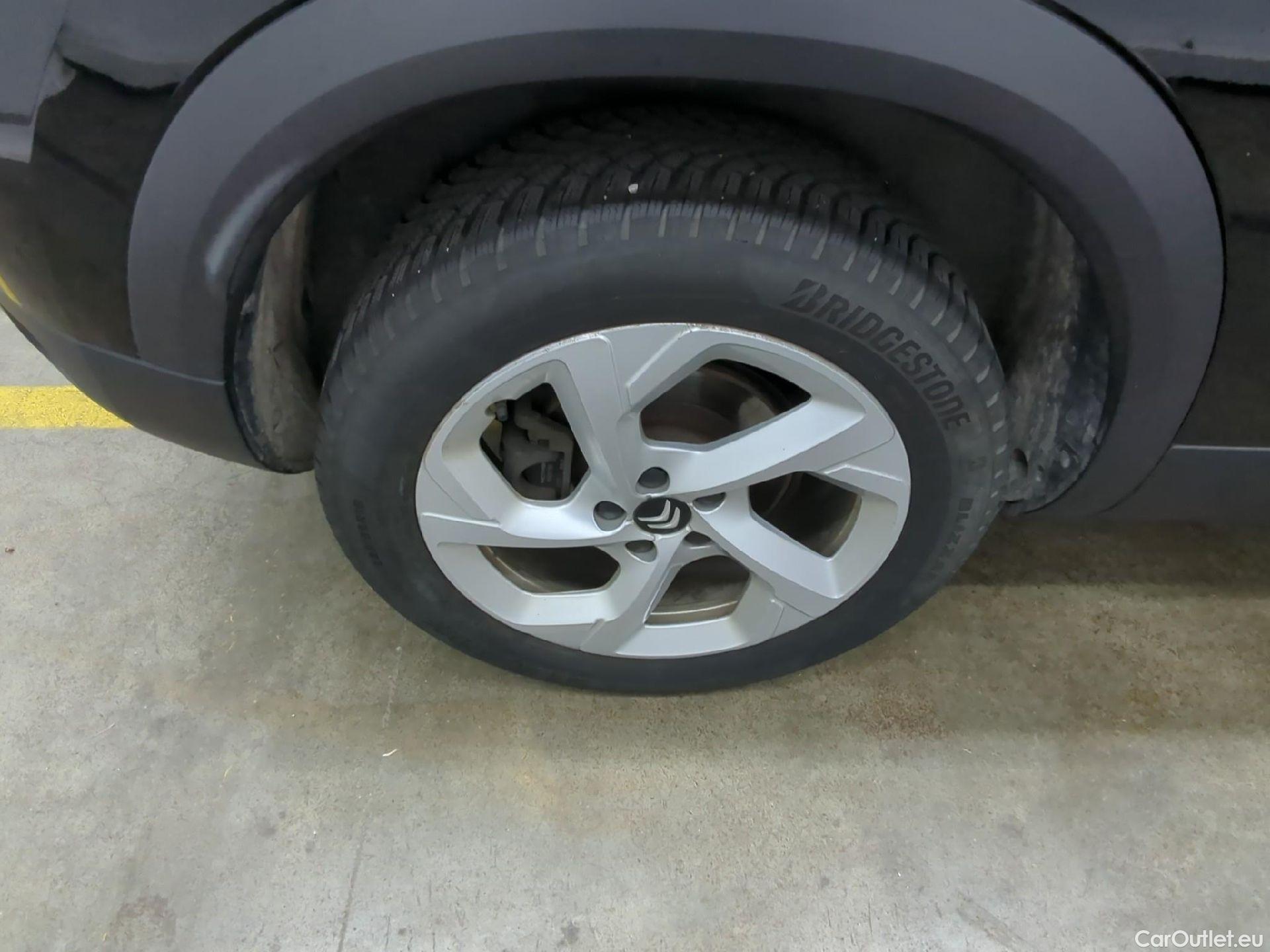  Citroen  C5 Aircross CITROEN  / 2022 / 5P / SUV PureTech 130 S&S EAT8 Feel #3
