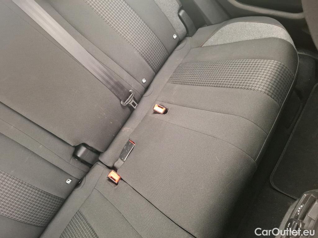  Peugeot  3008  Active Pack 1.5 HDi 130CV BVA8 E6d #29