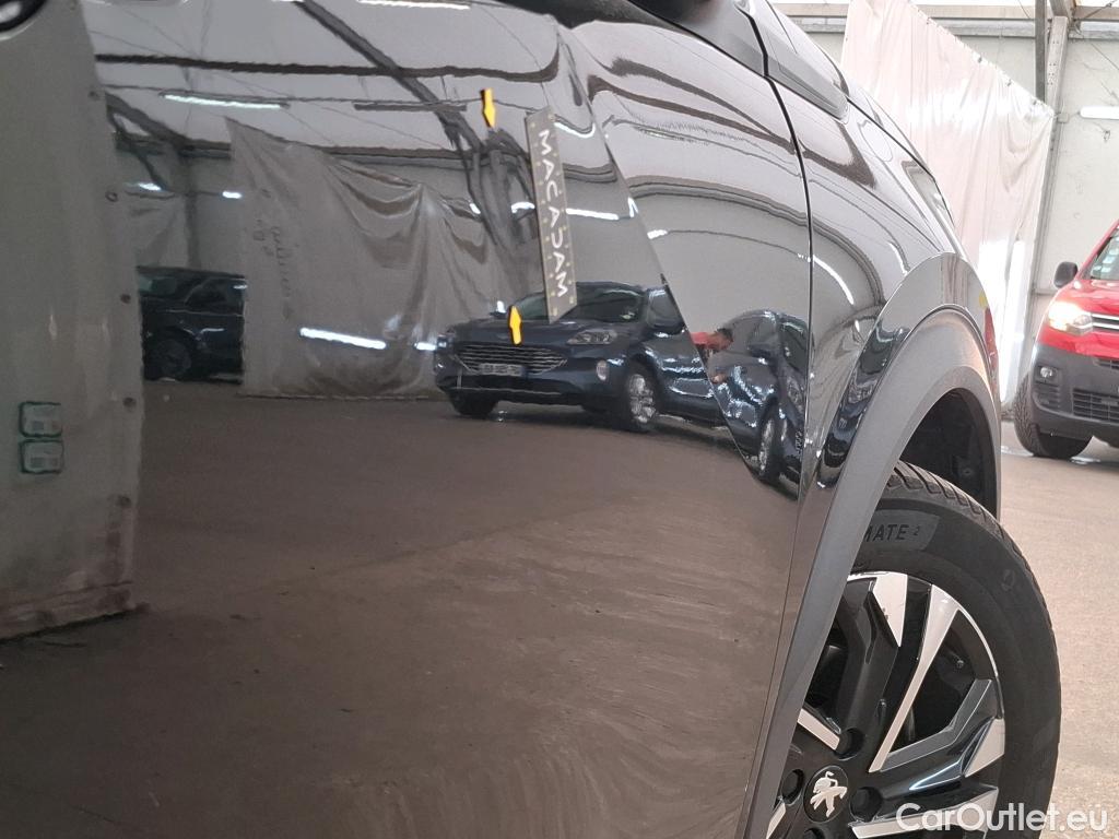  Peugeot  2008  Allure Pack 1.5 HDi 110CV BVM6 E6d #6