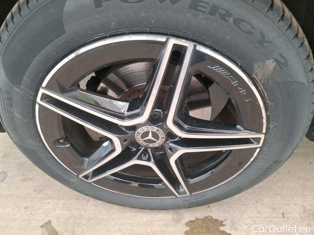  Mercedes  G-Klasee MERCEDES-BENZ GLC / 2019 / 5P / SUV 2.0 GLC 300 E AMG LINE 4MATIC #17