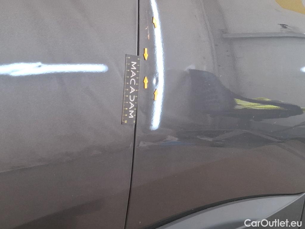  Peugeot  3008  Active Pack 1.5 HDi 130CV BVA8 E6d #6