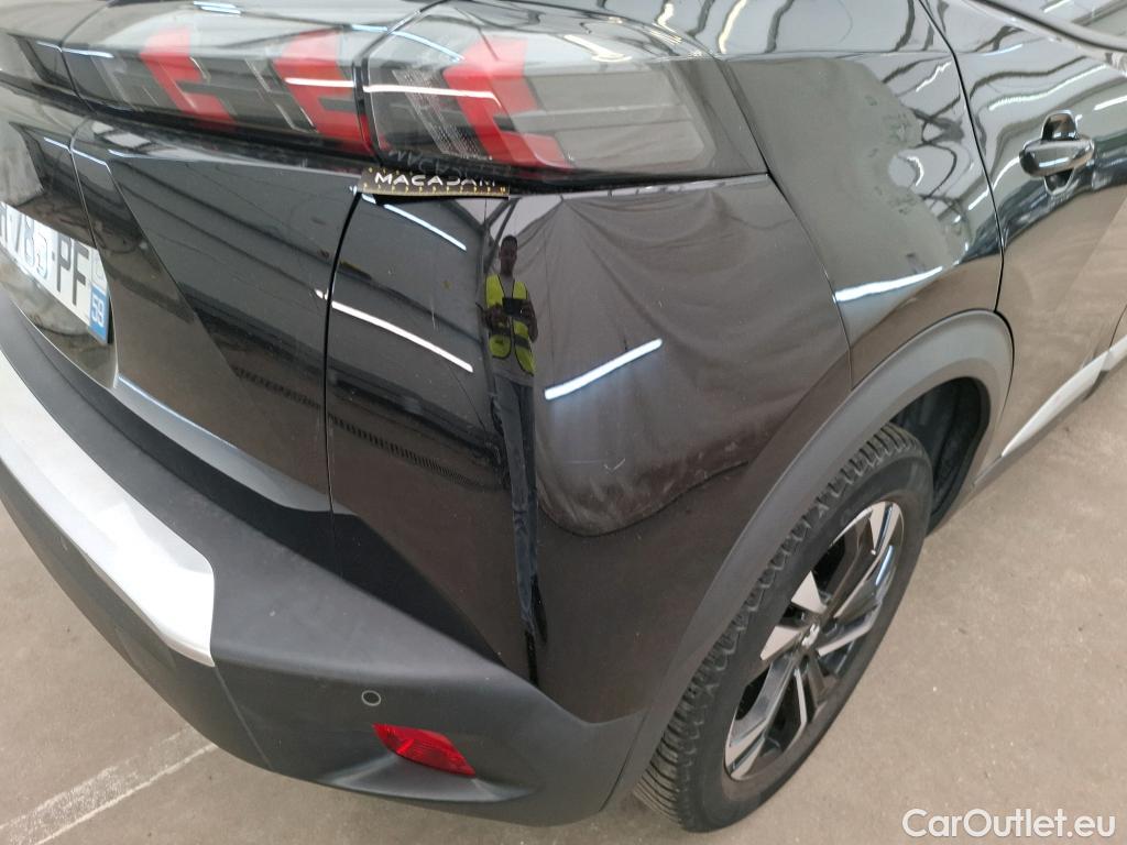  Peugeot  2008  Allure Pack 1.5 HDi 110CV BVM6 E6d #37