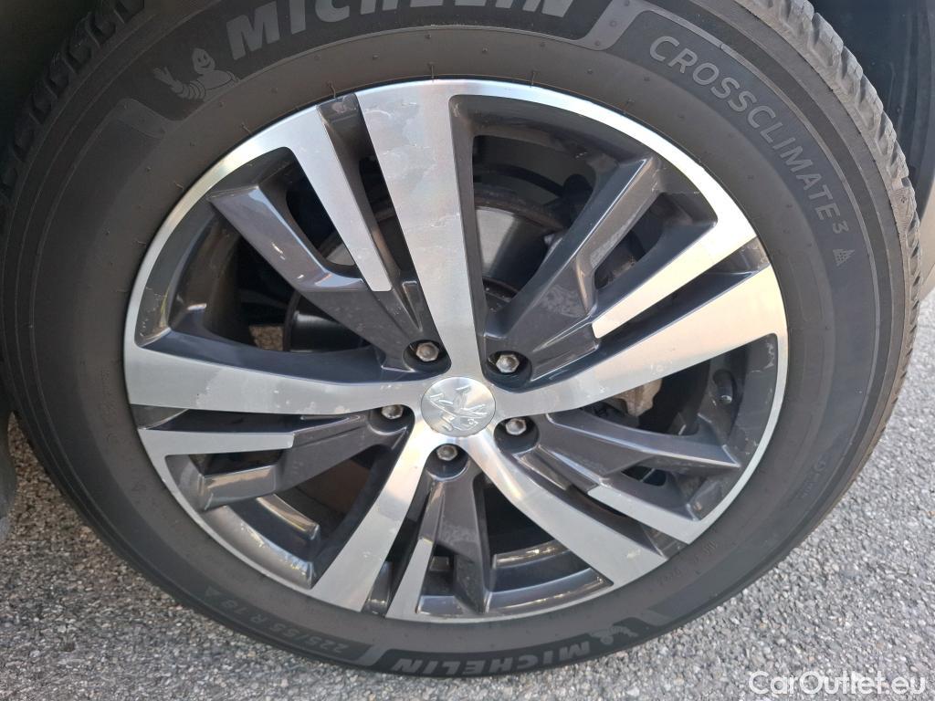  Peugeot  5008  Allure Pack 1.5 HDi 130CV BVA8 7 Sieges E6d #19