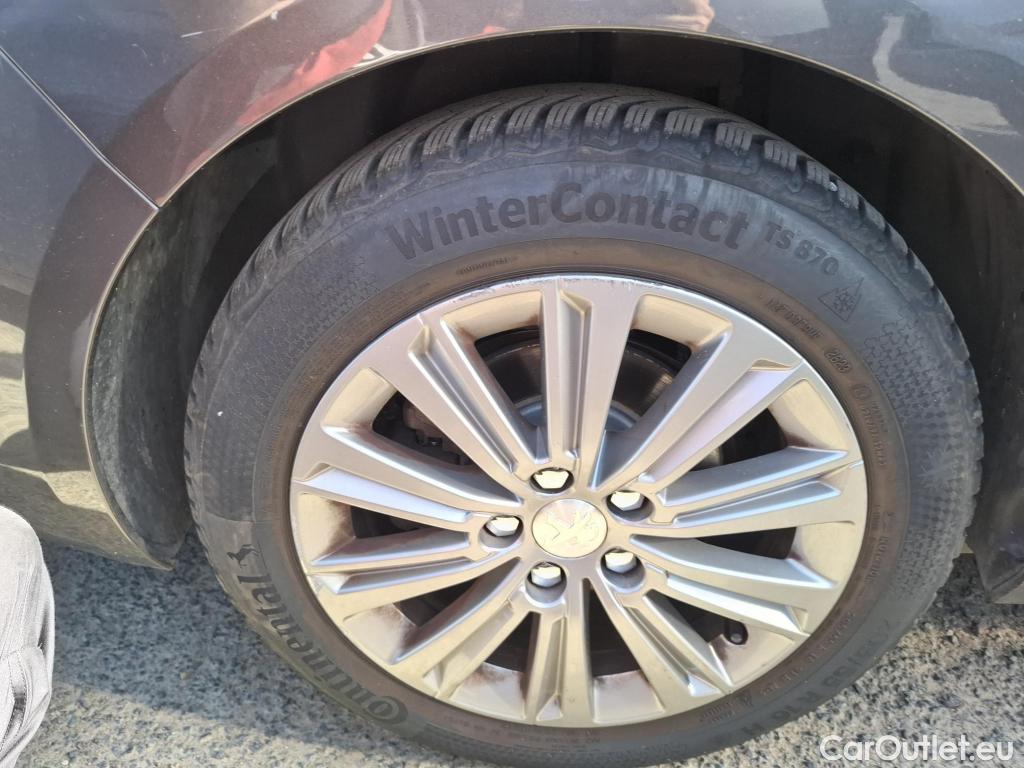  Peugeot  308  SW Allure 1.2 PureTech 130CV BVA8 E6d #37