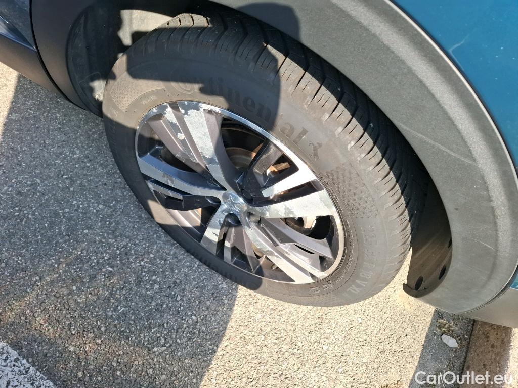  Peugeot  5008  Allure Pack 1.5 HDi 130CV BVA8 7 Sieges E6d #11