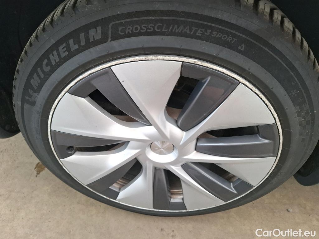  Tesla  Model Y TESLA  / 2020 / 5P / SUV Grand Autonomie Dual Motor AWD #18