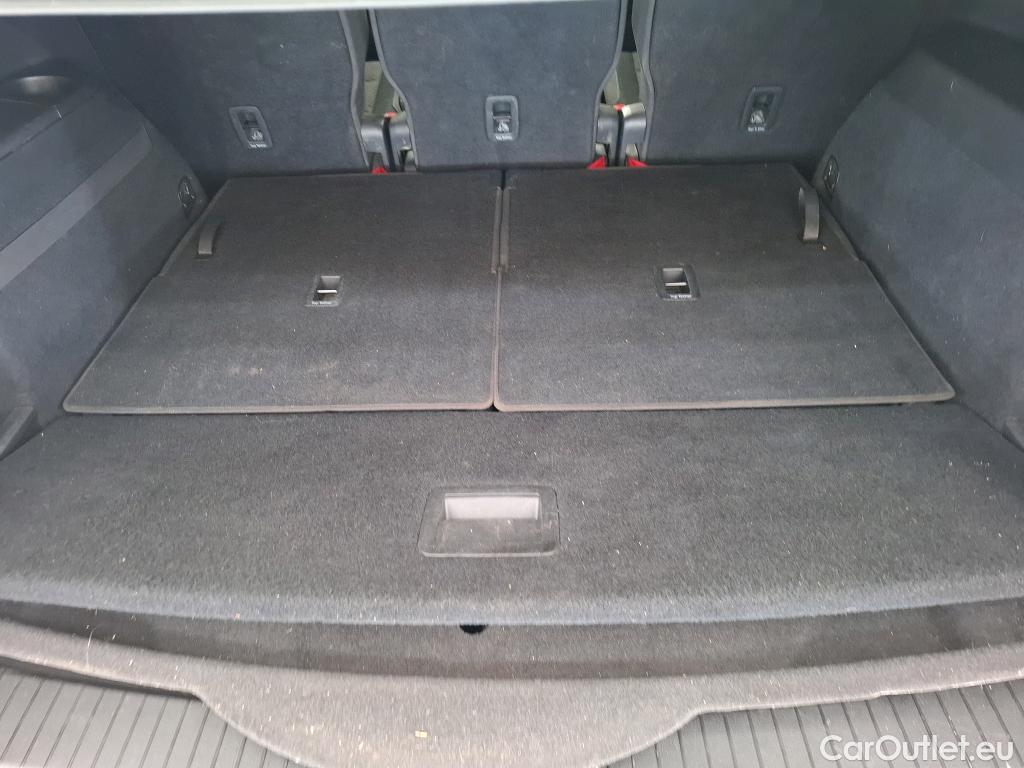  Volkswagen  Touran VOLKSWAGEN  / 2015 / 5P / monospace 2.0 TDI 115 DSG7 Lounge Business 7 pl #46