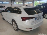  Skoda  Octavia Škoda  Combi 1.5 TSI 110kW MHEV DSG Style 5d #9