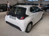  Toyota  Yaris Toyota  1.5 Hybrid 116 KM Active E-CVT 5d #2