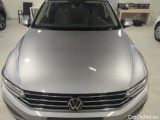  Volkswagen  Passat Volkswagen  Variant 2.0 TDI 200 KM DSG Business 5d #37