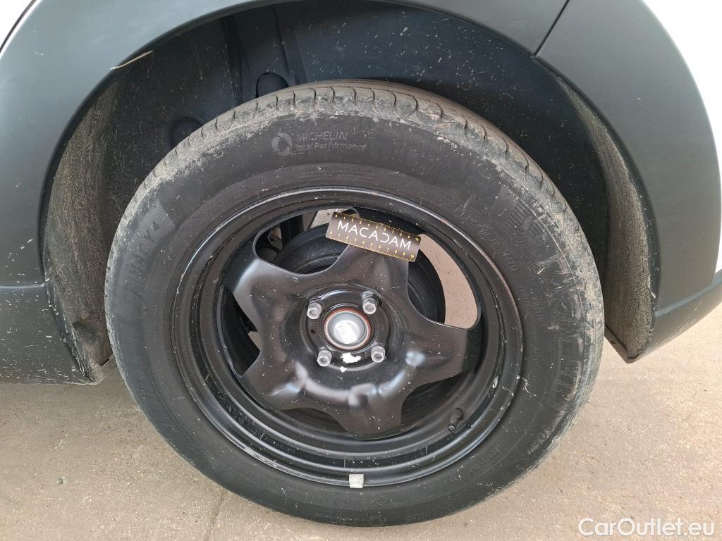 Citroen  C3 CITROEN  Société / 2020 / 5P / Berline PureTech 83 BVM Feel Nav (Ex 6958) #22