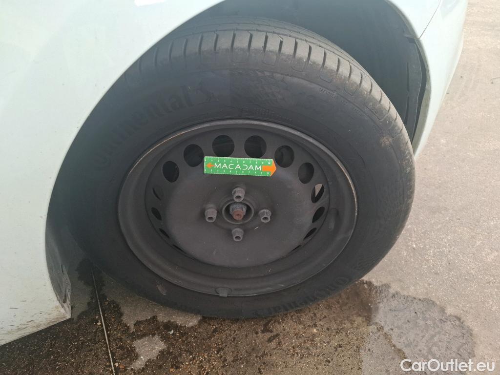 Renault  Clio  IV Air MediaNav 1.5 dCi 75CV BVM5 E6 #28