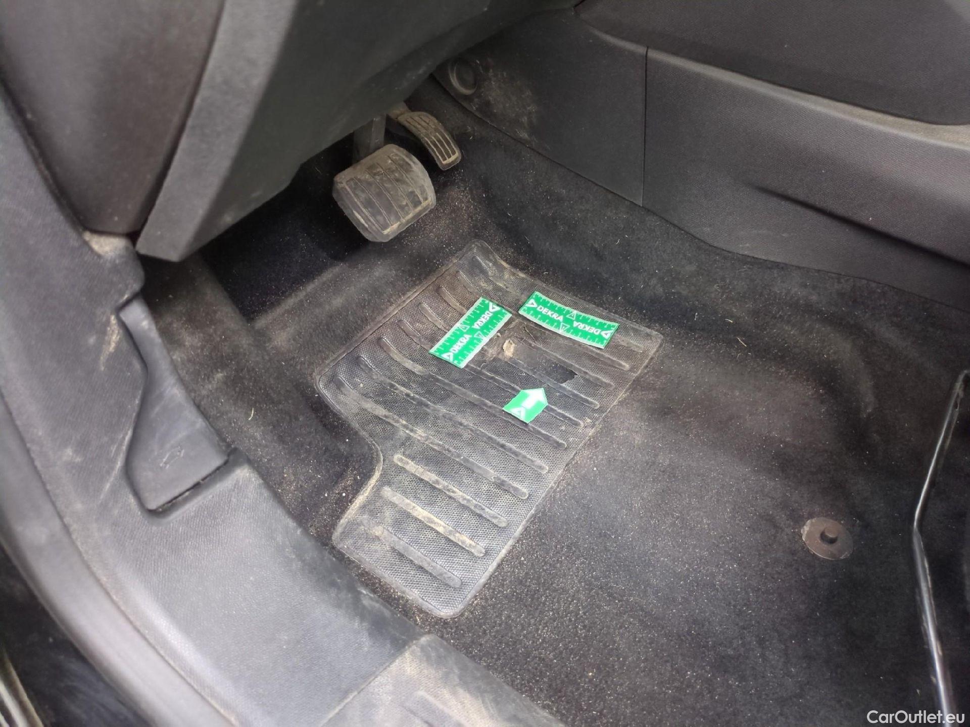  Citroen  C4  X Feel Pack 1.2 PureTech 130CV BVA8 6E #6