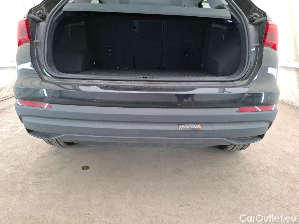  Audi  Q3 AUDI  / 2018 / 5P / SUV 35 TFSI 150 MHEV S TRONIC BUSINESS LINE #41