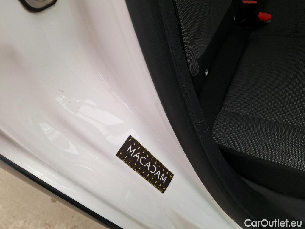  Citroen  C3  Feel Business 1.2 PureTech 80CV BVM5 E6d #3