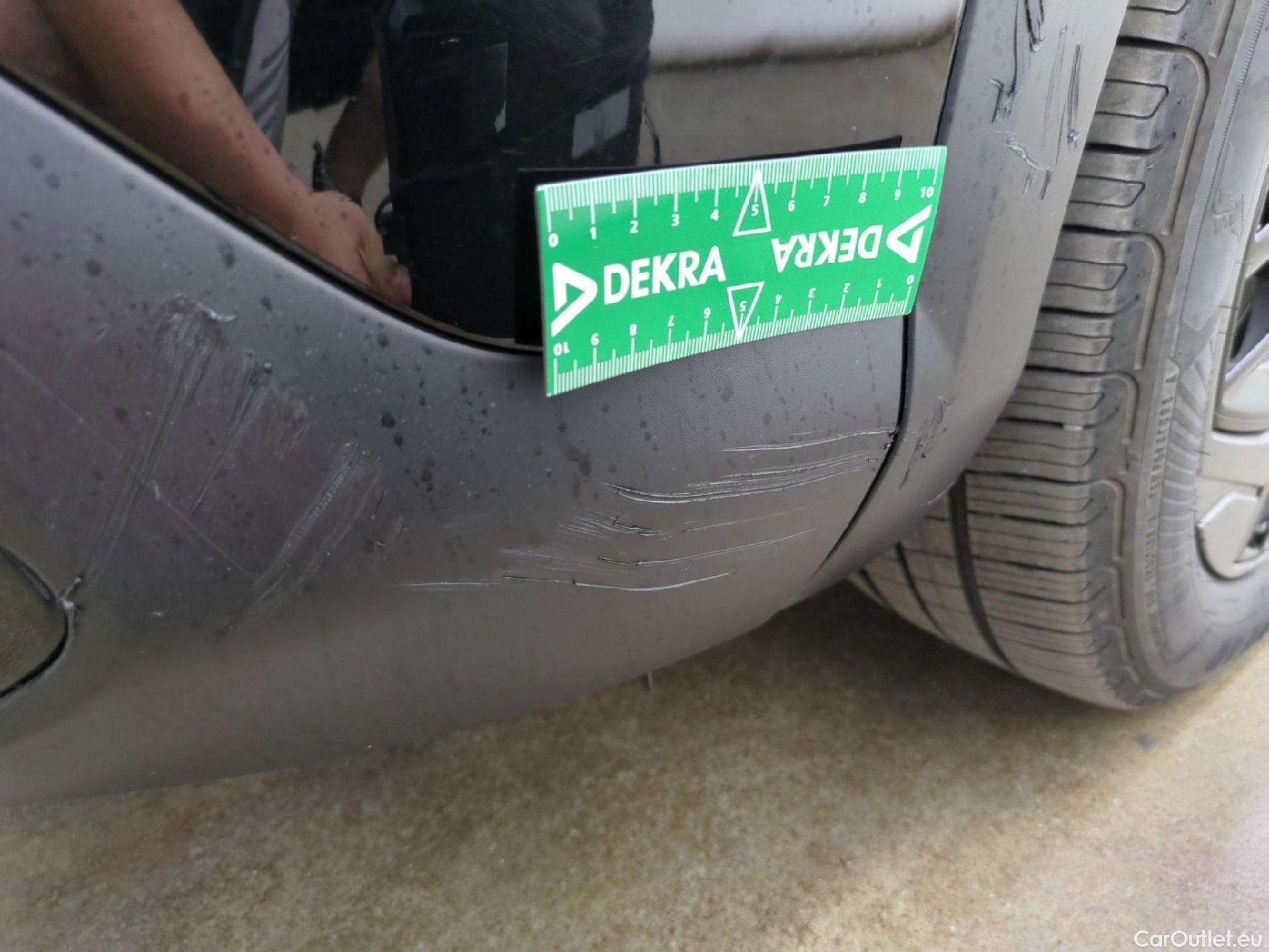  Citroen  C4  X Feel Pack 1.2 PureTech 130CV BVA8 6E #37