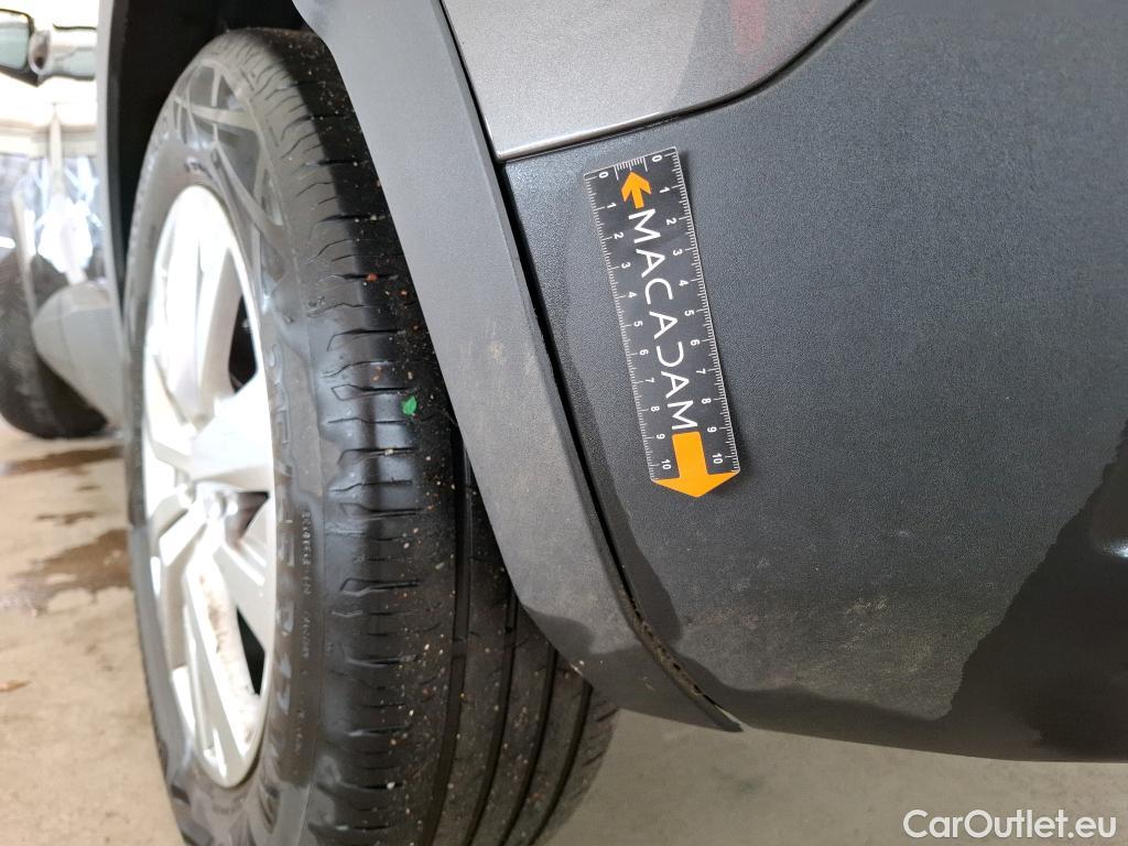  Peugeot  3008  II Active Pack 1.5 HDi 130CV BVA8 E6d #26