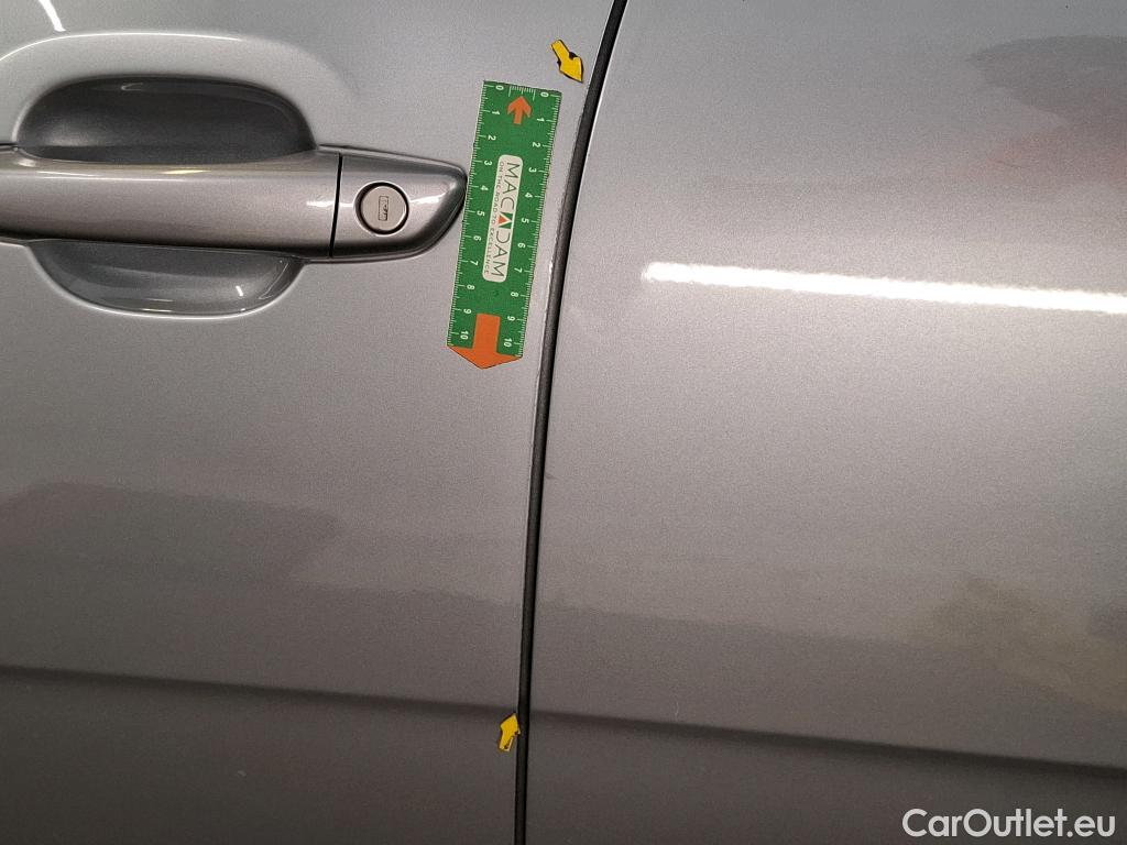  Citroen  C3  Feel Business 1.5 BlueHDI 100CV BVM5 E6dT #2