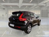  Volvo  XC 40 VOLVO XC40 / 2017 / 5P / SUV T3 AUTOMATICO MOMENTUM PRO #2