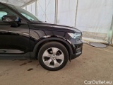  Volvo  XC 40 VOLVO XC40 / 2017 / 5P / SUV T3 AUTOMATICO MOMENTUM PRO #32