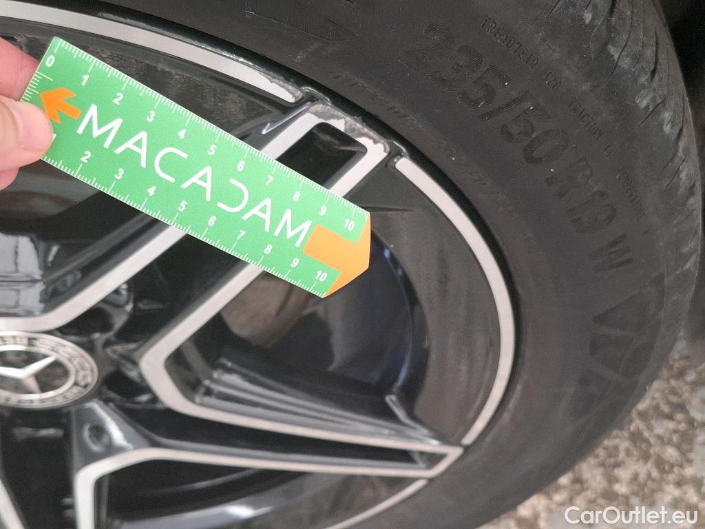  Mercedes  GLA MERCEDES-BENZ  / 2020 / 5P / SUV  250 e AMG LINE DCT #27