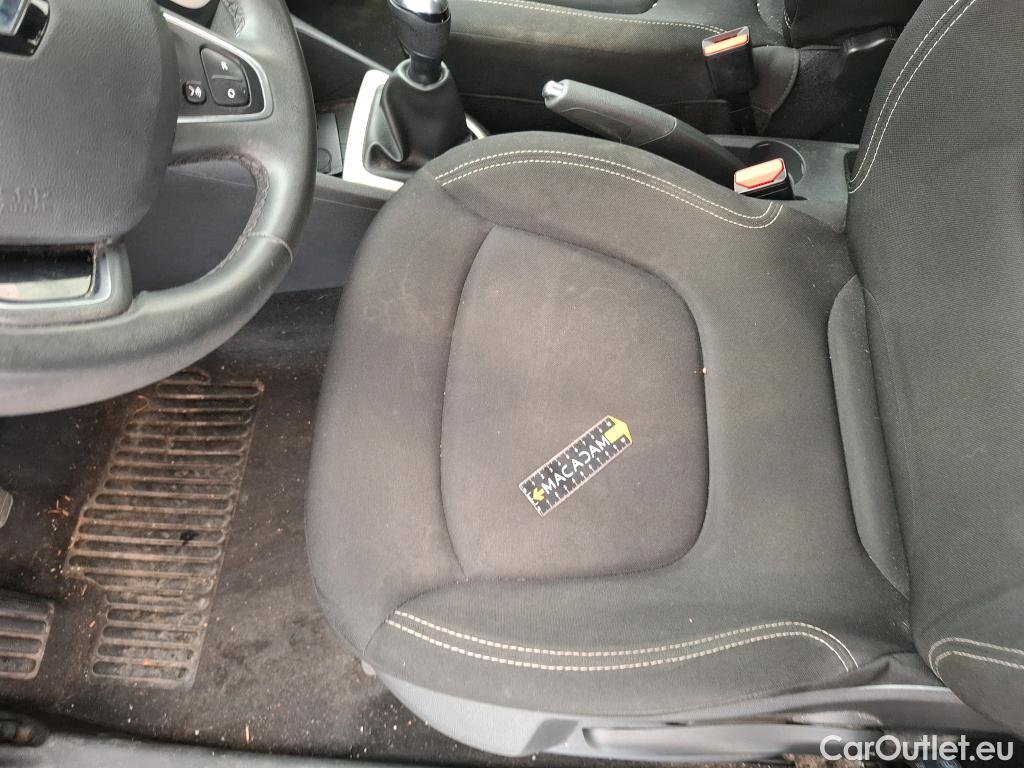  Renault  Captur RENAULT  5p Crossover Business dCi 90 - 18 #45