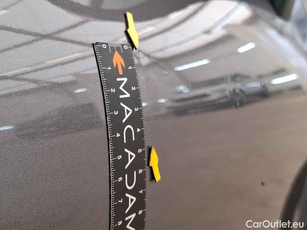  Renault  Captur RENAULT  5p Crossover Business dCi 90 - 18 #29