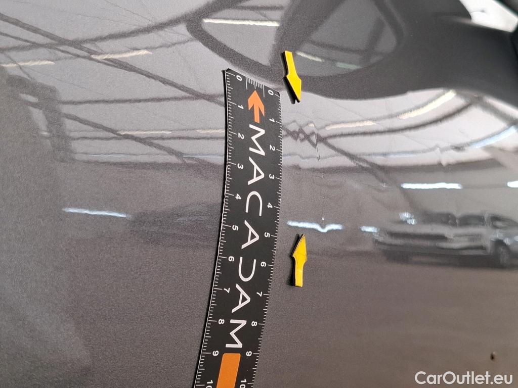  Renault  Captur RENAULT  5p Crossover Business dCi 90 - 18 #26