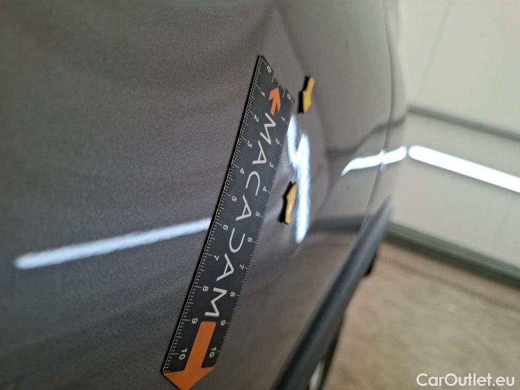  Renault  Captur RENAULT  5p Crossover Business dCi 90 - 18 #44