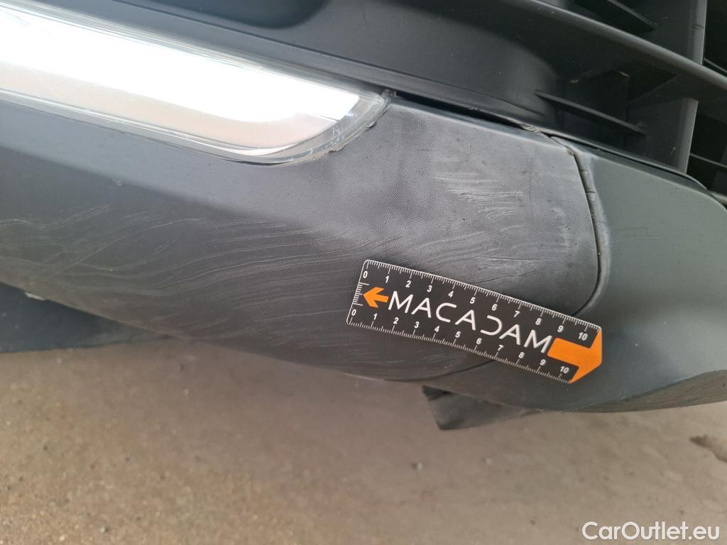  Renault  Captur RENAULT  5p Crossover Business dCi 90 - 18 #32