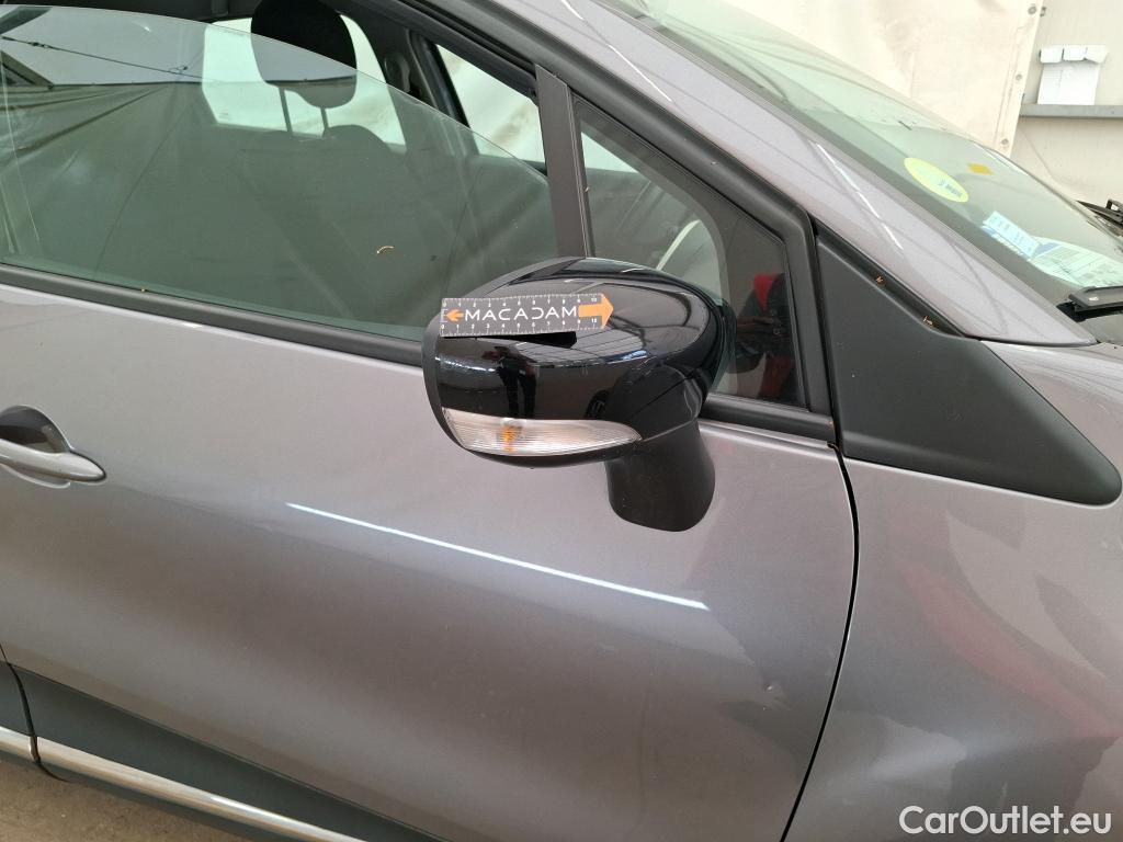  Renault  Captur RENAULT  5p Crossover Business dCi 90 - 18 #49