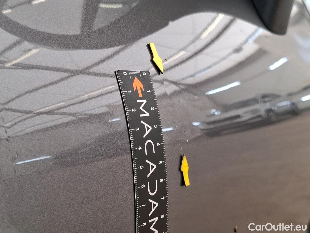  Renault  Captur RENAULT  5p Crossover Business dCi 90 - 18 #28