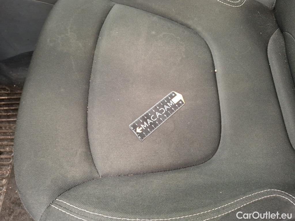  Renault  Captur RENAULT  5p Crossover Business dCi 90 - 18 #46