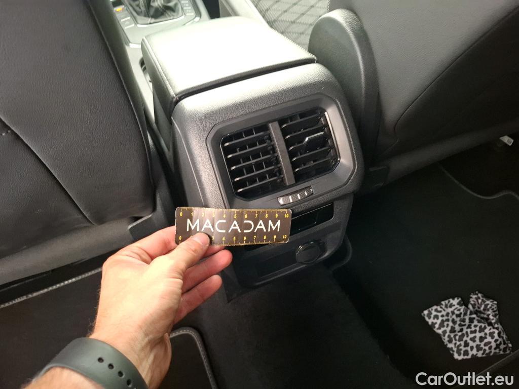  Volkswagen  Tiguan VOLKSWAGEN  / 2020 / 5P / SUV 2.0 TDI 150 DSG7 R-Line #5