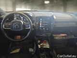  Volvo  XC 40 VOLVO XC40 / 2021 / 5P / SUV T5 RECHARGE PLUG-IN AUTO CORE #3