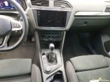  Volkswagen  Tiguan 2.0 TDI SCR 4Motion DSG Elegance Automatic Diesel  122 #18