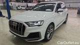 Q7