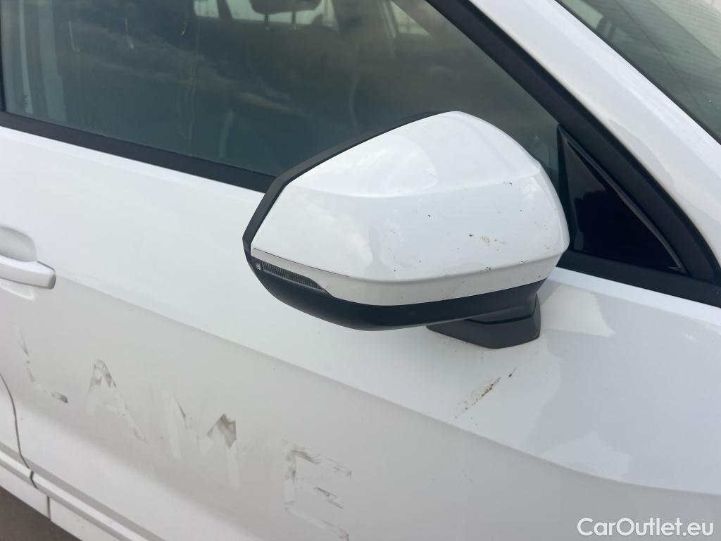 Audi  Q2 AUDI  / 2020 / 5P / todoterreno S line 30 TDI 85kW (116CV) #32