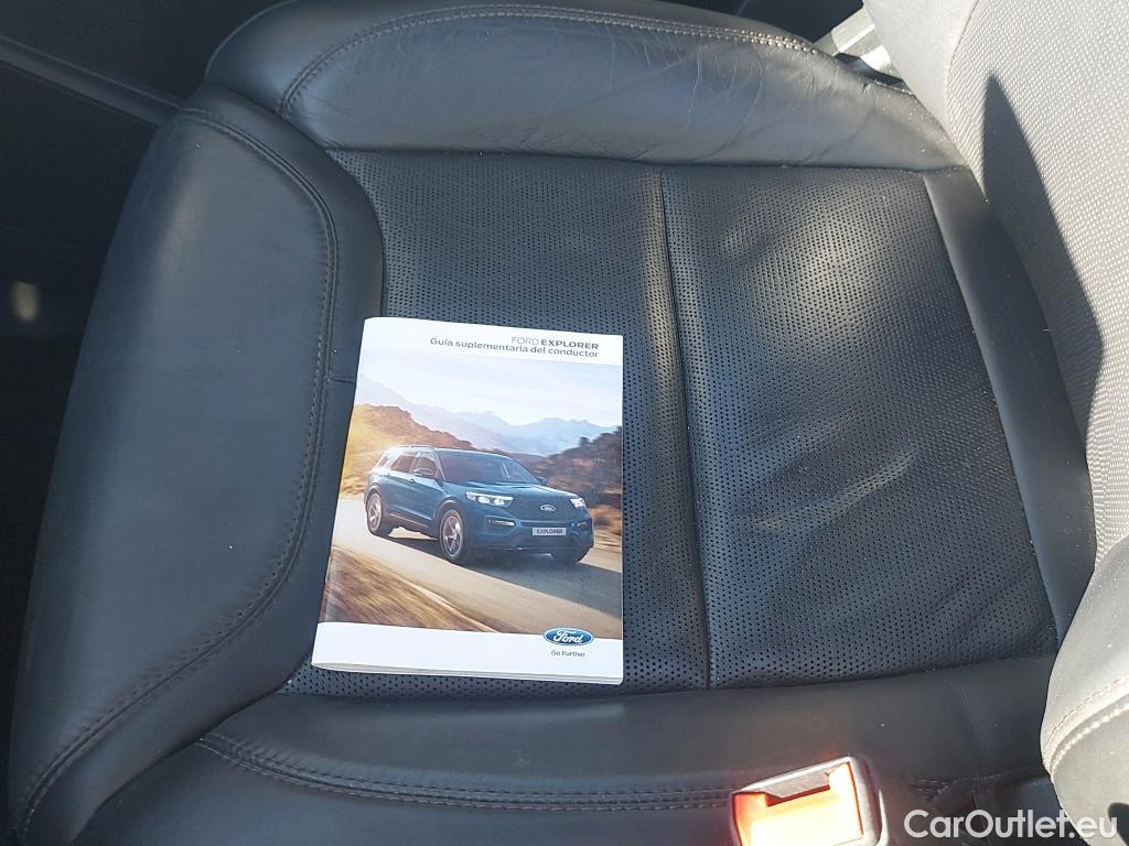  Ford  Explorer FORD  / 2019 / 5P / todoterreno 3.0 PHEV AWD Platinum #8