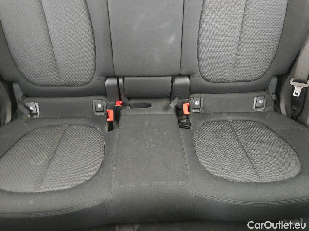  Bmw  X2 BMW  / 2017 / 5P / todoterreno sDrive18d #11