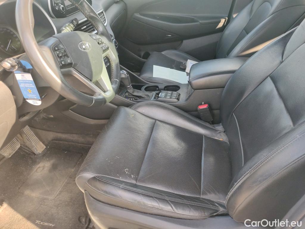  Hyundai  Tucson HYUNDAI  / 2018 / 5P / todoterreno 2.0 CRDI 136kW (185CV) 48V Style AT 4X4 #23
