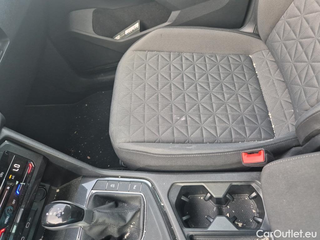  Volkswagen  Tiguan VOLKSWAGEN  / 2020 / 5P / todoterreno Life 2.0 TDI 110kW (150CV) DSG #16