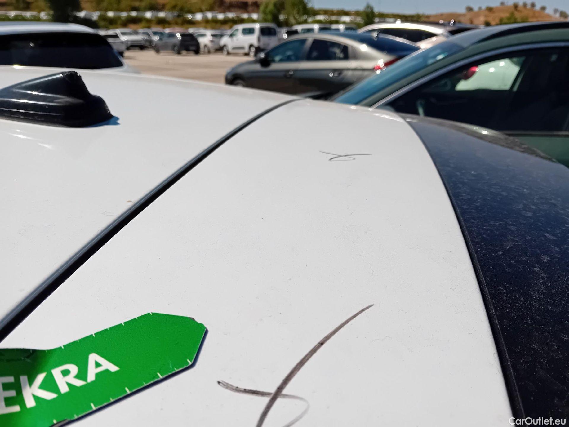  Skoda  Fabia SKODA  / 2021 / 5P / berlina con portón 1.0 TSI 70KW (95CV) Emotion (AC) #35