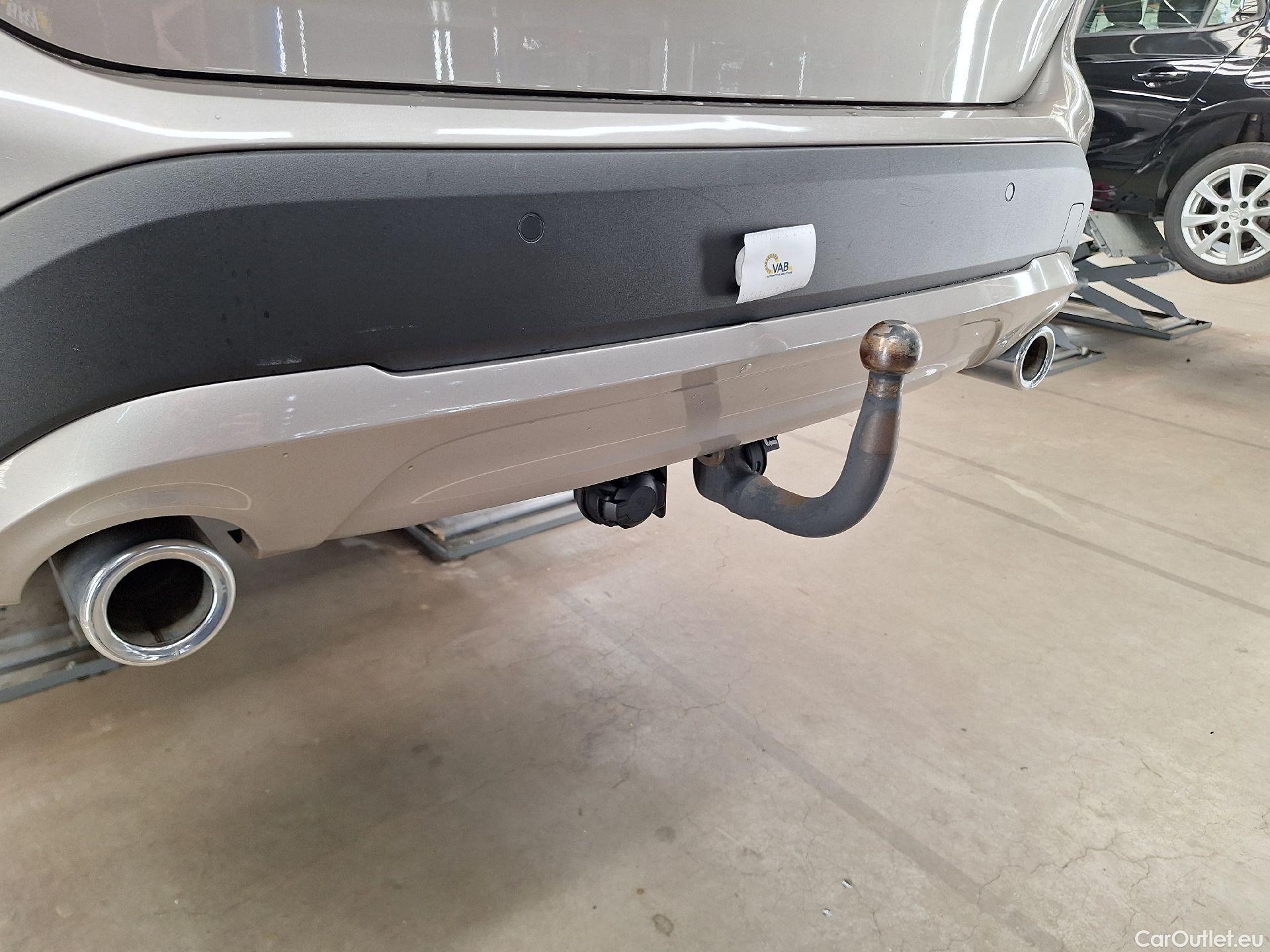  Bmw  X1 BMW,  FL'19, BMW  sDrive18dA (100 kW) 5d #12
