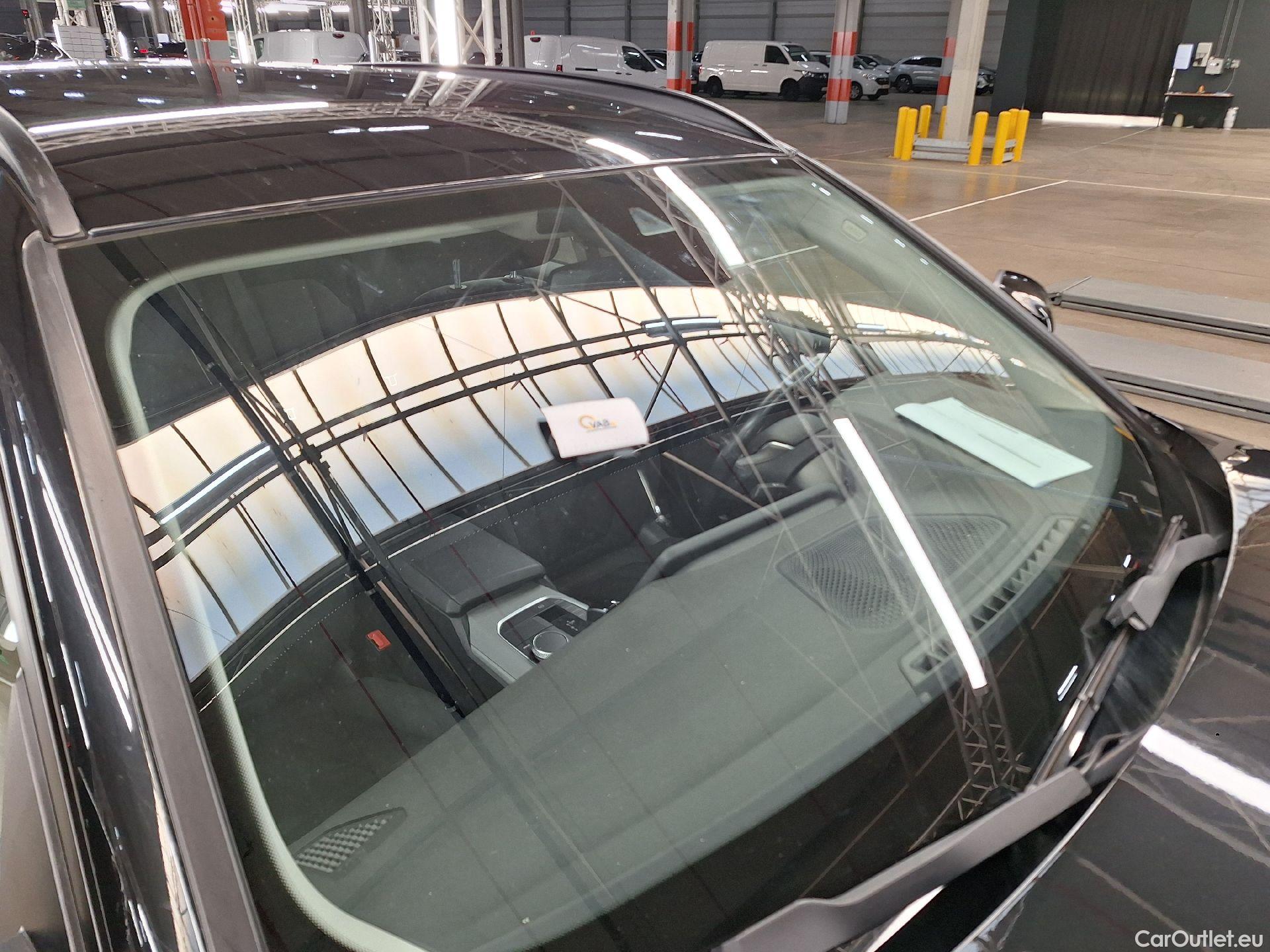  Bmw  Serie 3 BMW, 3-serie Touring '18, BMW 3 Reeks Touring 318dA (100 kW) 5d #15